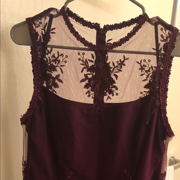 Dress - Picture 2 of 4